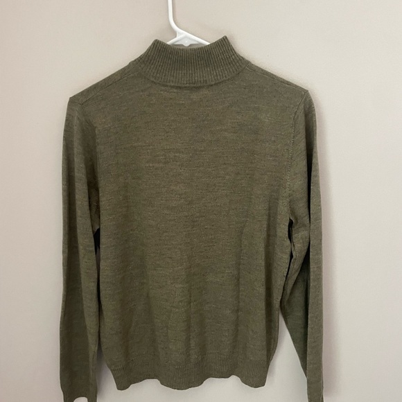 Preswick and Moore Olive Green 100% Merino Wool Sweater Size Medium NWT - Picture 5 of 6